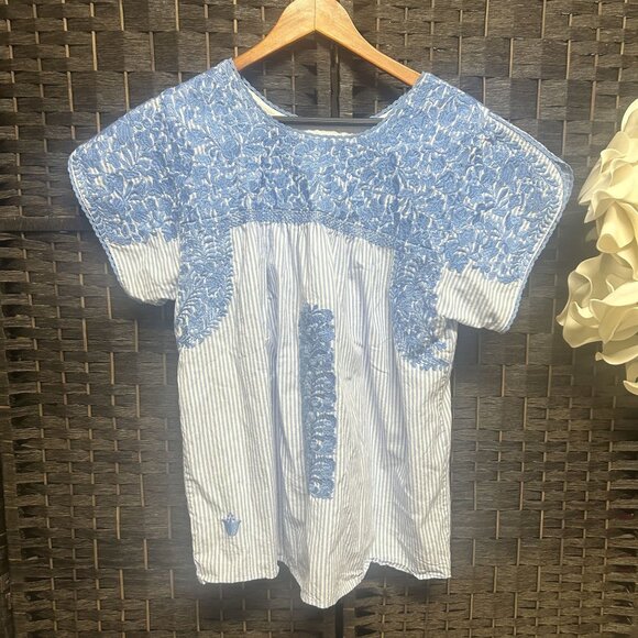 J. Marie Blue White Striped Floral Embroidery Boxy Style Top Size Medium - Picture 1 of 6